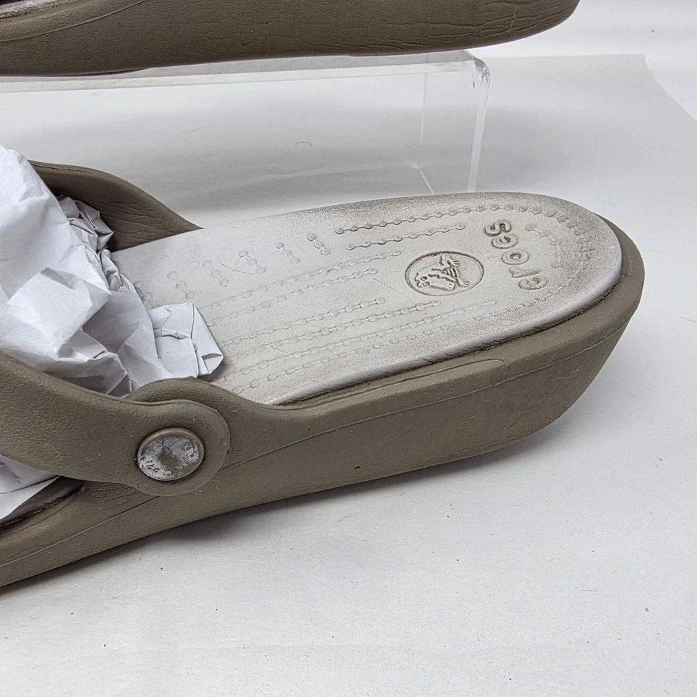 Crocs Patricia Wedge Sandals Womens 11 Khaki Taupe Good Condition Slide Shoes